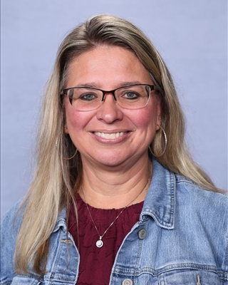 Staff-Fogelson-Jen SJVS Staff Member Jen Fogelson